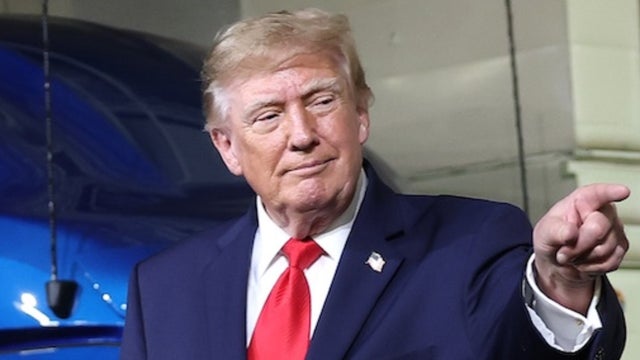 Trump on midterm blitz in Texas, Oklahoma