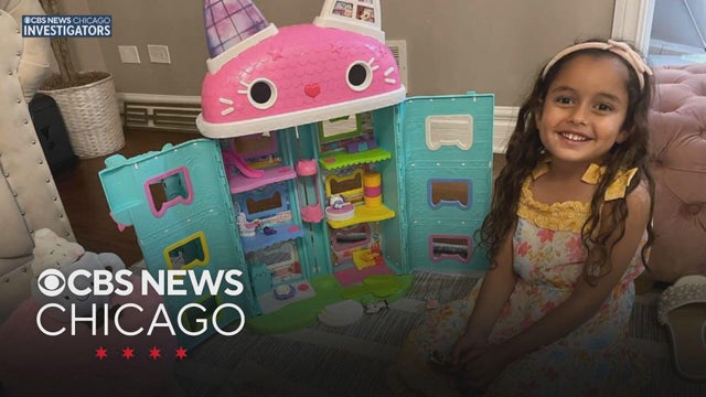 How did a 6-year-old girl get run over by her school bus outside her home in Frankfort, Illinois?