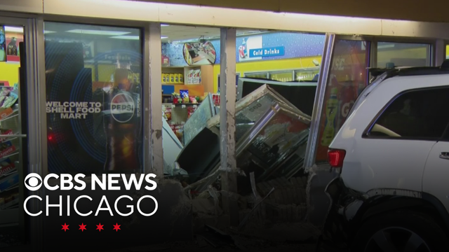 Break-ins reported at 2 Shell gas stations on Chicago's North, Northwest Side