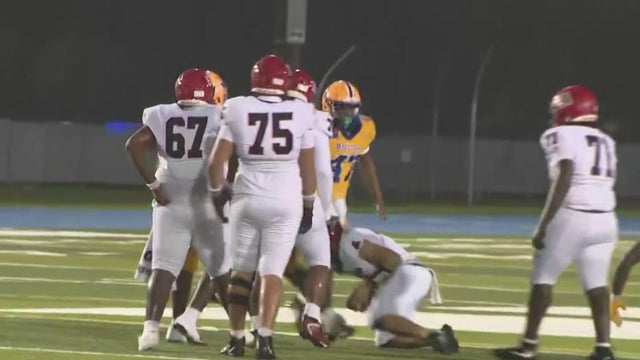 Miami Northwestern beat American High in close 17 to 13 game