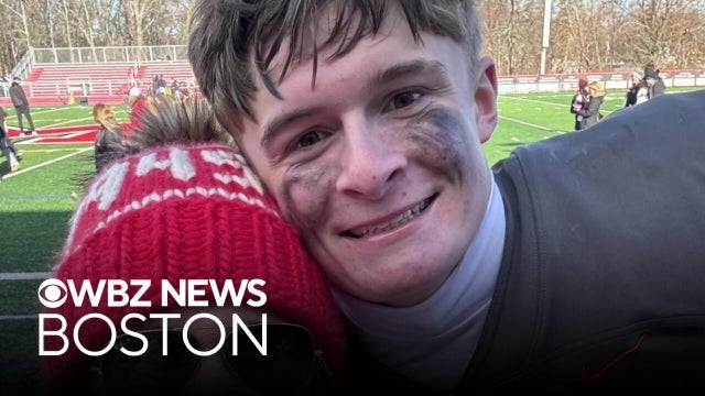 Marblehead football captain dies after sudden brain hemorrhage