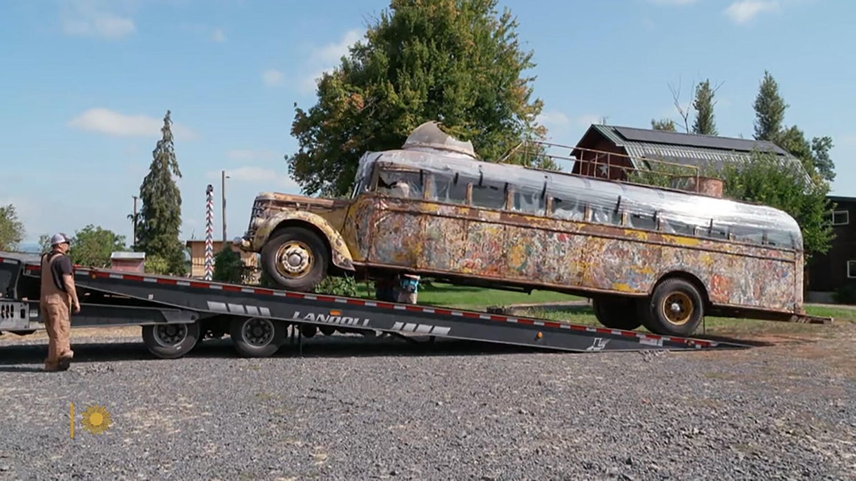 furthur-back-on-the-road.jpg 