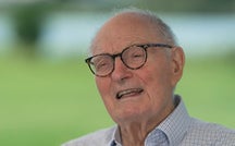 Alan Alda on fighting Parkinson's with laughter 