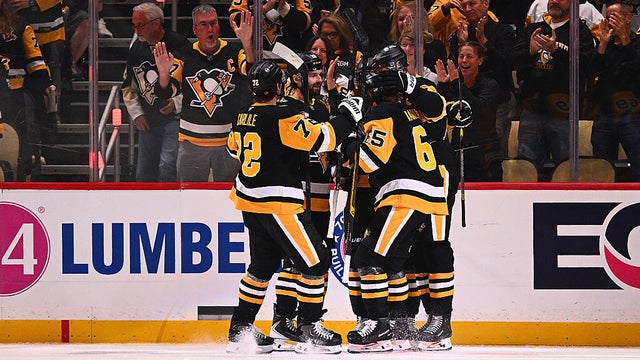 Montreal Canadiens v Pittsburgh Penguins 