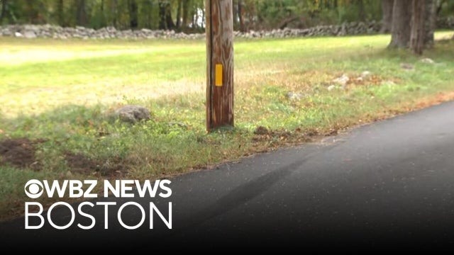 15-year-old Uxbridge High School student dies after car hits utility pole