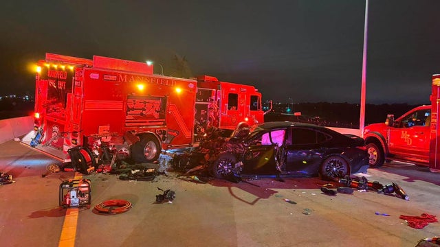 mansfield-fd-crash.jpg 
