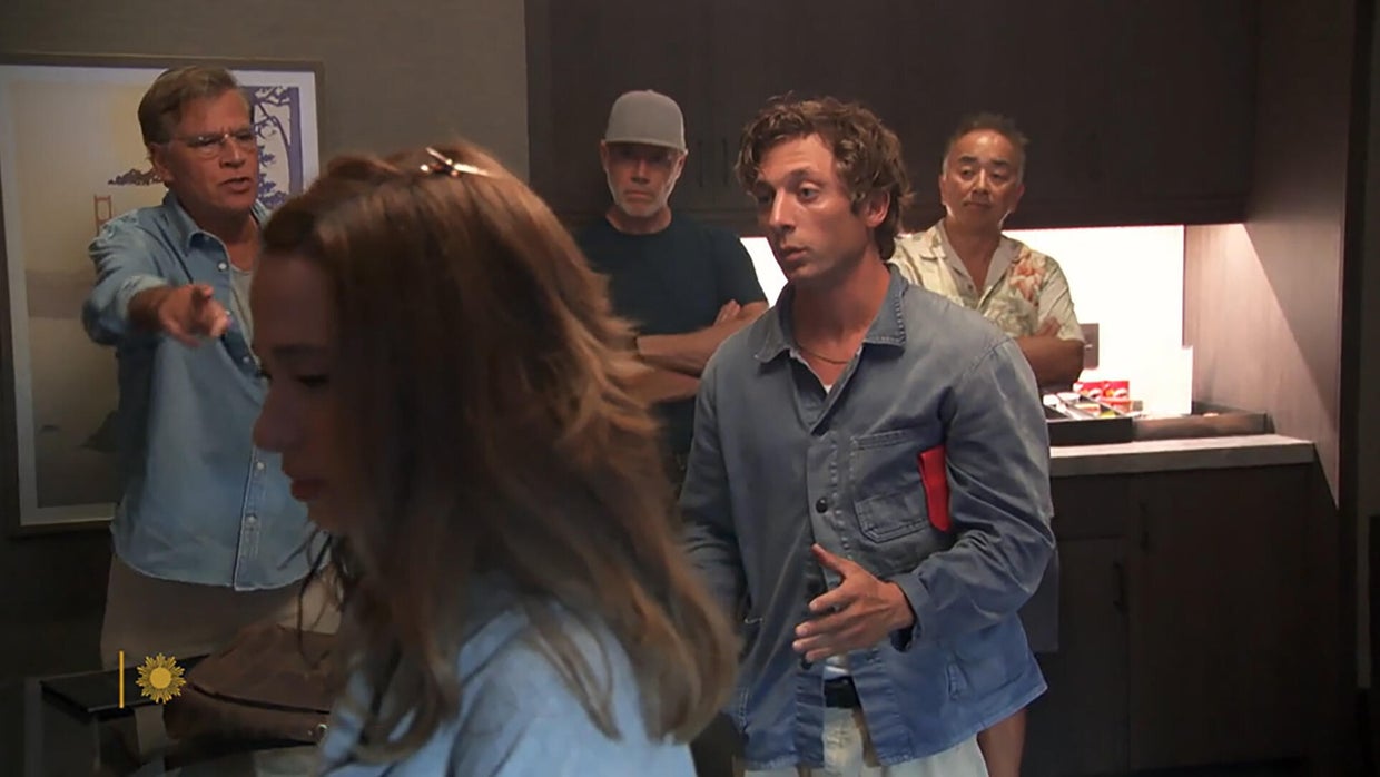 aaron-sorkin-mikey-madison-jeremy-allen-white.jpg 