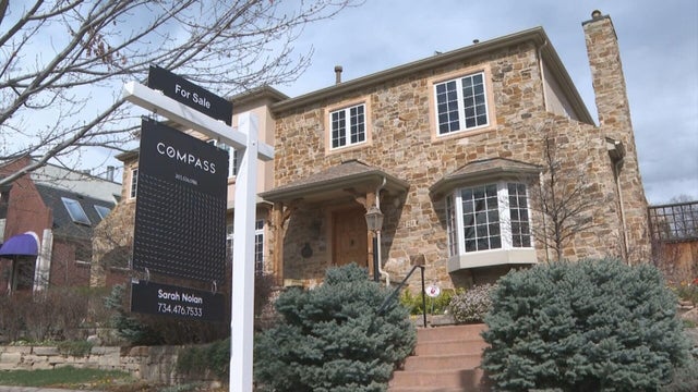 mortgage-rates-9pkg-frame-358.jpg 