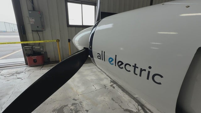 Colorado aviation company takes flight with new all-electric plane