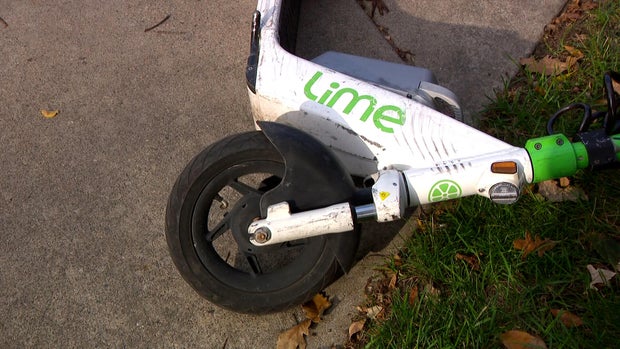 lime-scooter-subclip-h264-00-00-01-12-still002.jpg 