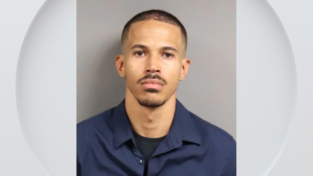 arapahoe-detention-deputy-arrested.png 
