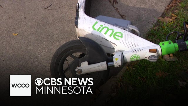 Man threw Lime scooters off St. Paul bridge, charges say