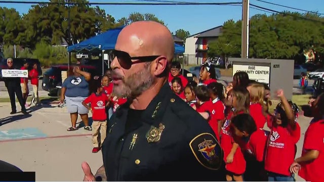 Fort Worth police connect with community during National Night Out