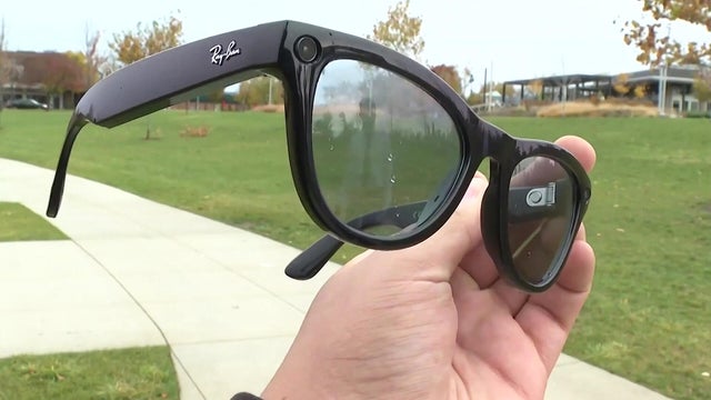 Ray-Ban smart glasses 