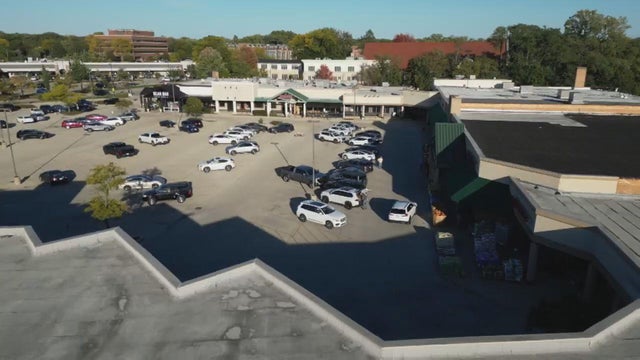 downtown-northbrook-shopping-center.jpg 