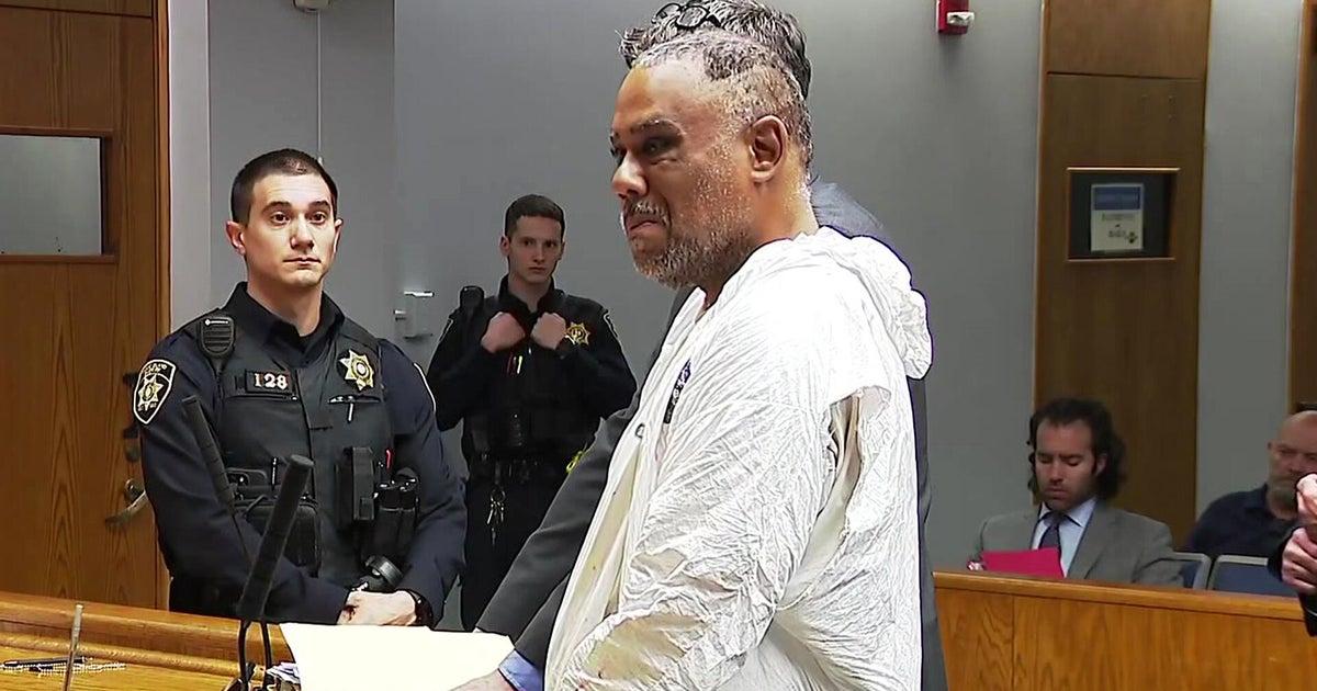 Mother and 2-year-old stabbed in unprovoked attack in Providence, Rhode Island