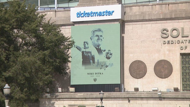 ditka-soldier-field.jpg 