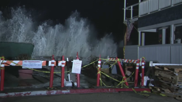 long-beach-article-pic-night.png 