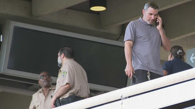 Man grazed by bullet after shooting at Metrorail station in Miami