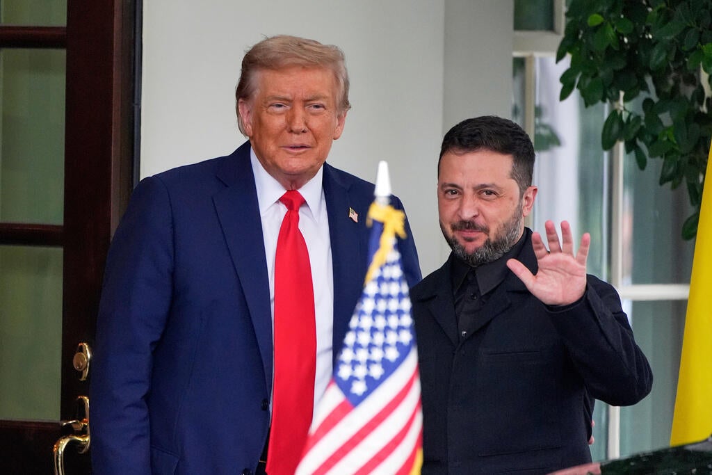 Trump says Ukraine needs new president, blames Zelenskyy for diesel prices