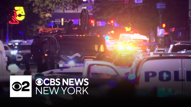 Gunman charged with killing officer, wounding another in Philadelphia