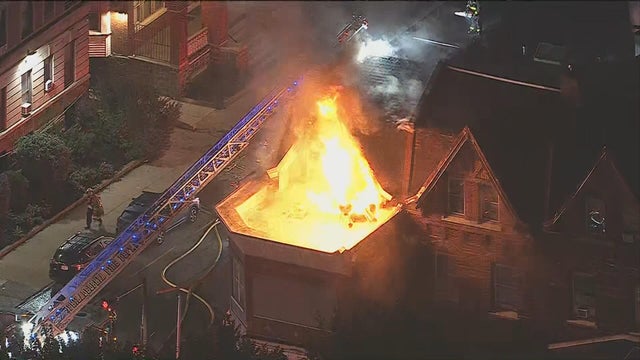 chestnut-street-fire-philadelphia.jpg 