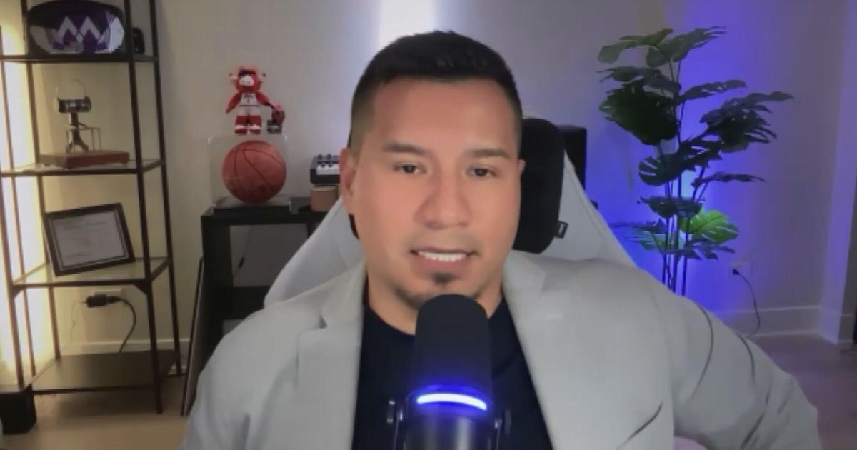 Chicago wedding DJ Carlos Ruiz warns couples of scammers impersonating him online