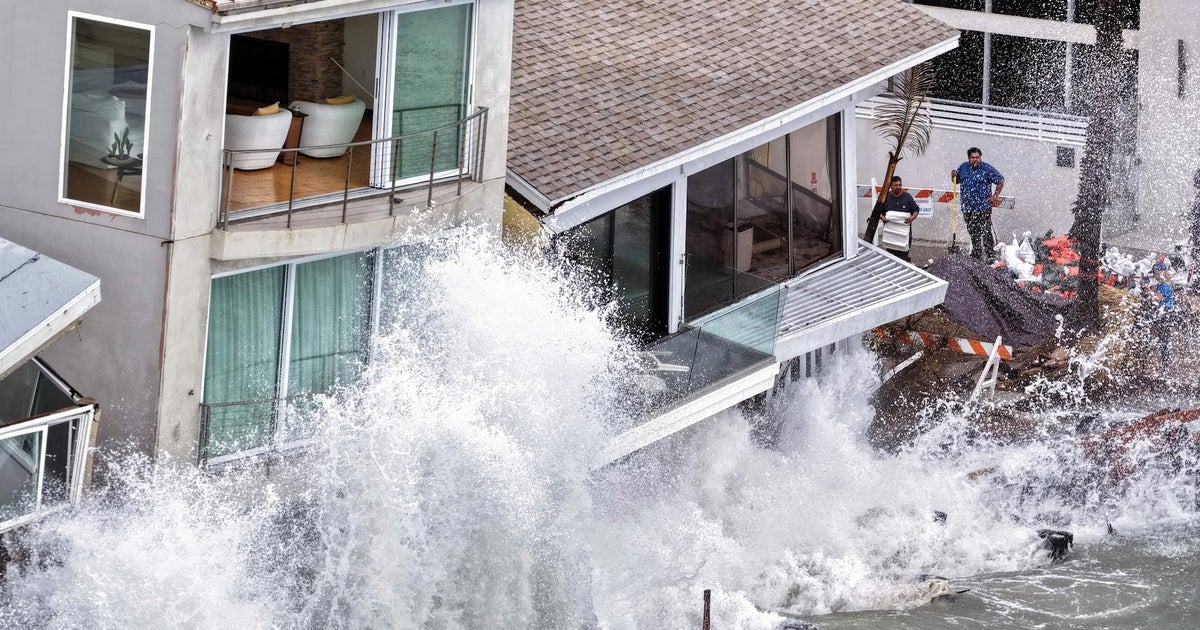 Storms batter, flood Southern California coast