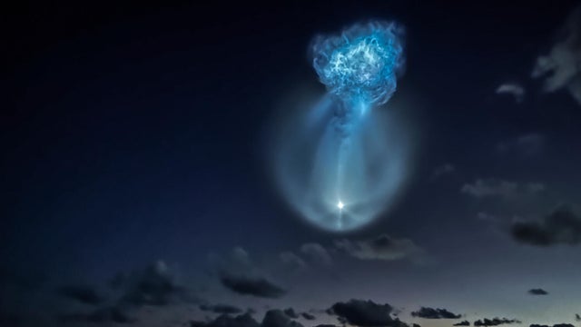 iss-plume.jpg 