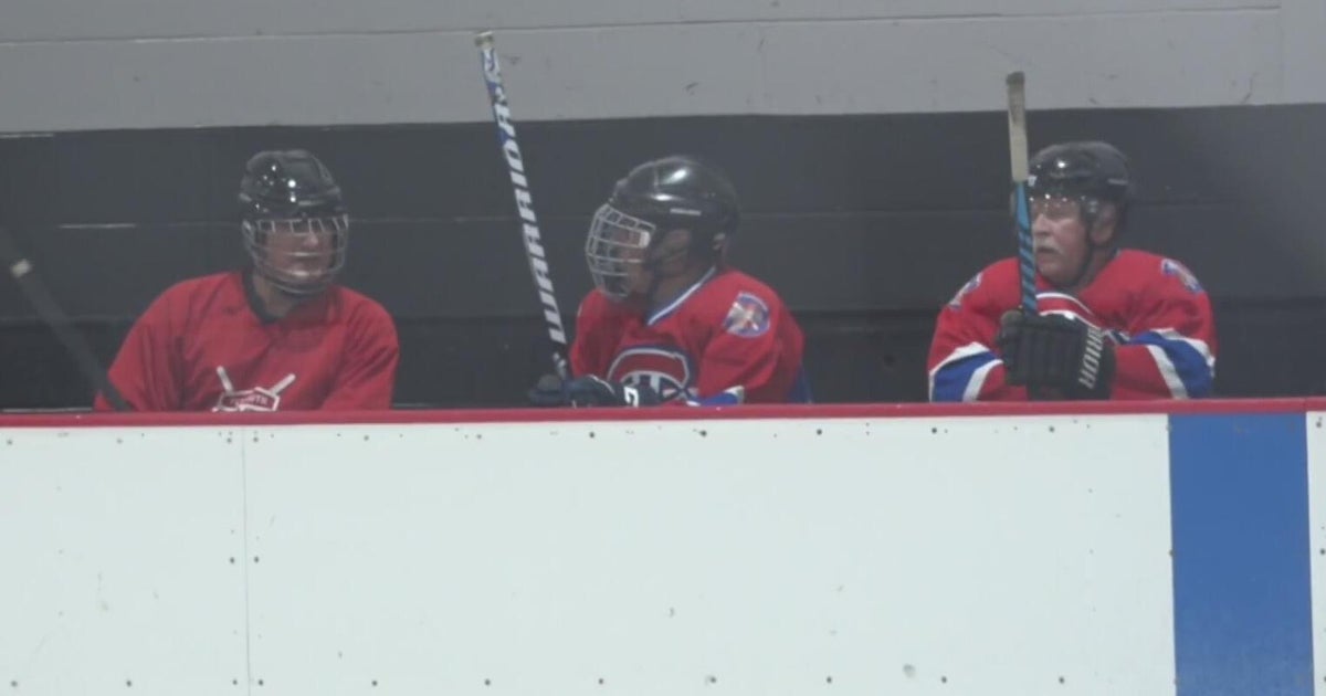 Michigan hockey players over 70 creating strong bonds through league ...
