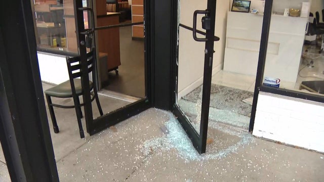 overnight-burglaries.jpg 