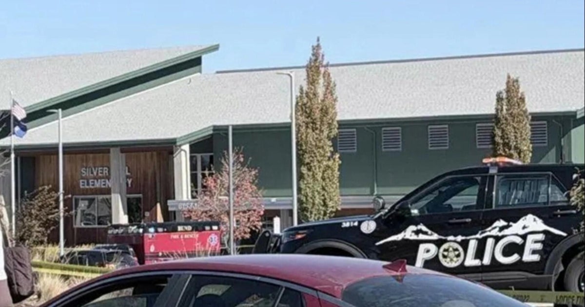 Children injured, suspect dead after Oregon elementary school shooting
