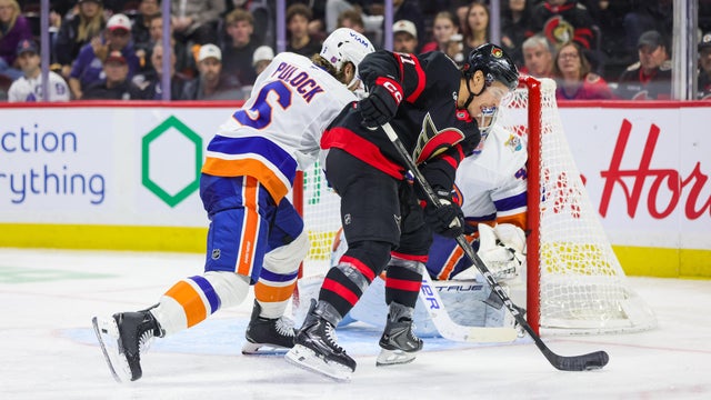 NHL: OCT 15 Islanders at Senators 
