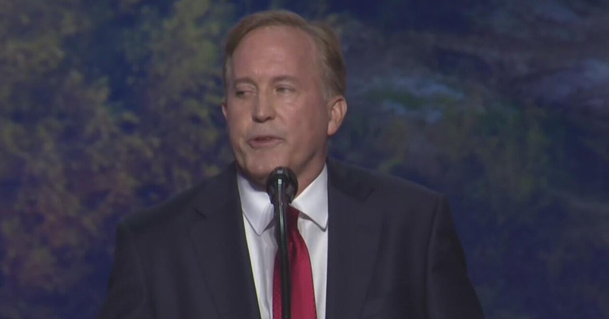 Ken Paxton kicks off campaign bus tour in Rockwall - CBS Texas
