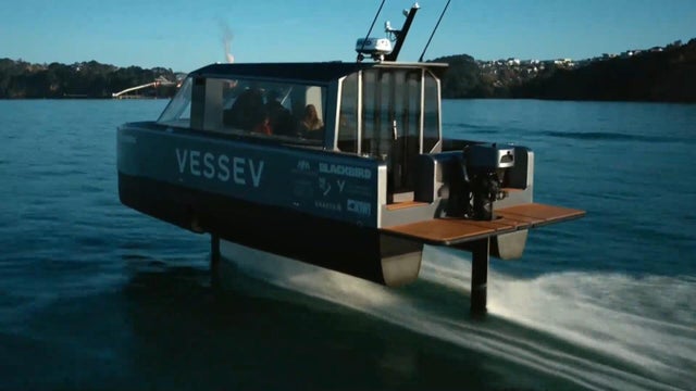 Riding an electric hydrofoil ferry