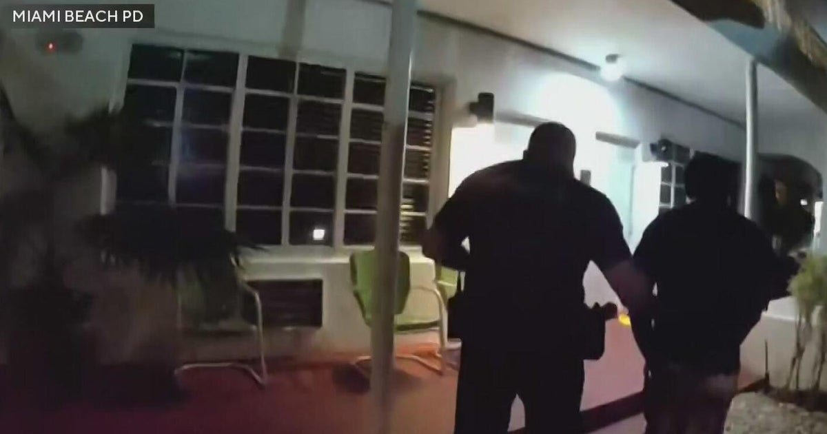 Ohio man accused of human trafficking in Miami Beach hotel room - CBS Miami