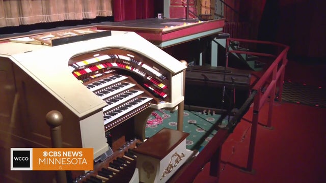 Heights Theater turns 100 by sticking to the classics: Live organ, 70mm film and red curtains