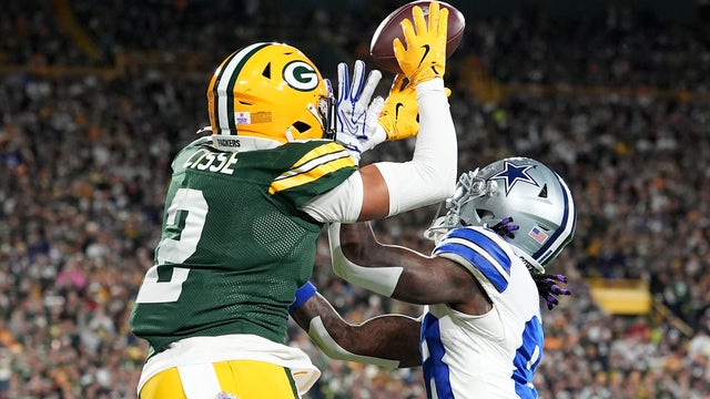 Dallas Cowboys v Green Bay Packers 
