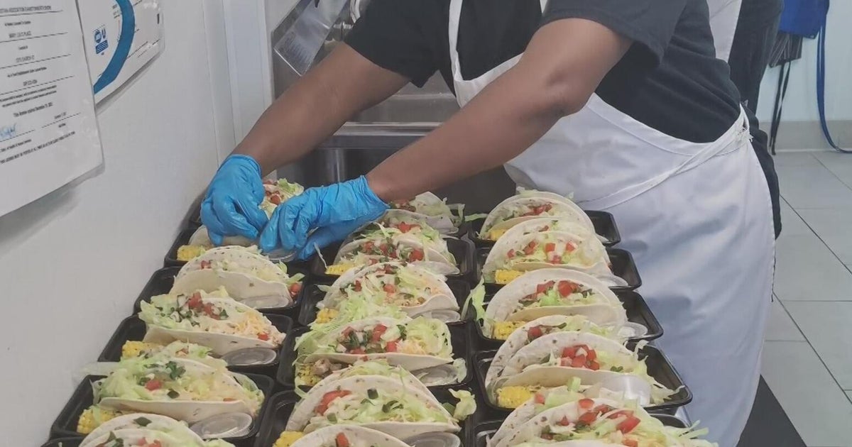 Evanston YWCA program helps domestic violence survivors train for culinary careers