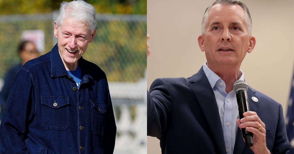 Early voting underway in Florida as Clinton campaigns for Jolly