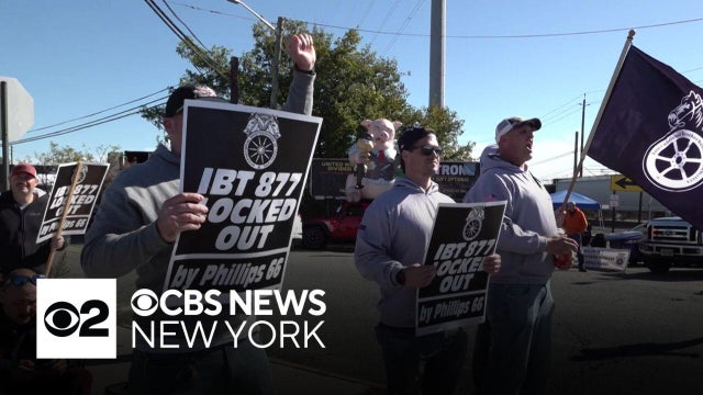 Union workers locked out of largest East Coast oil refinery