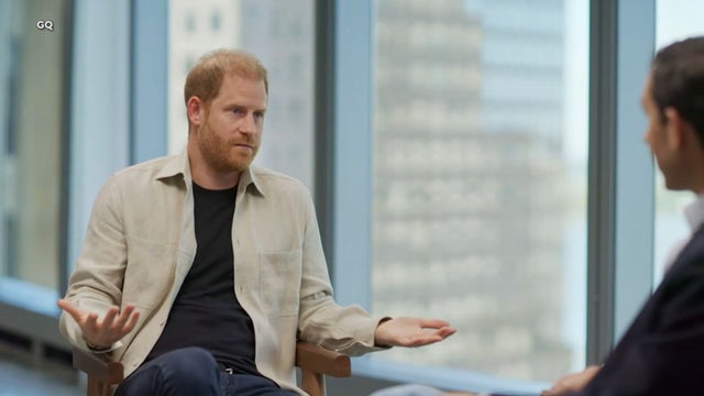 Prince Harry looks to end royal rift