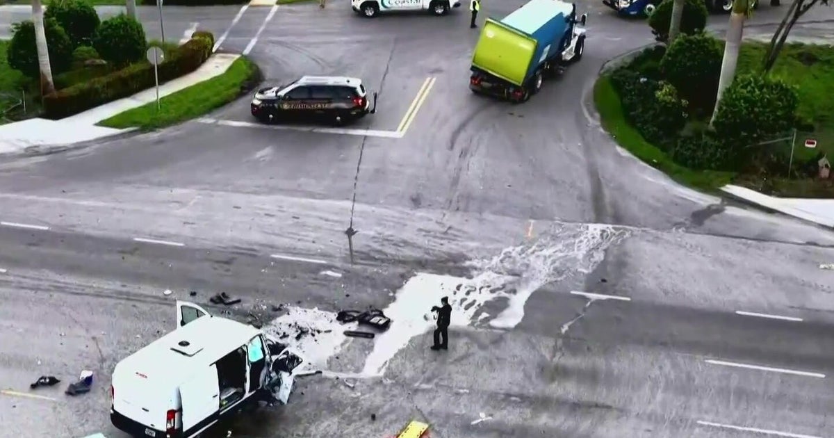 3 injured in violent Davie crash involving van, recycling truck, police ...