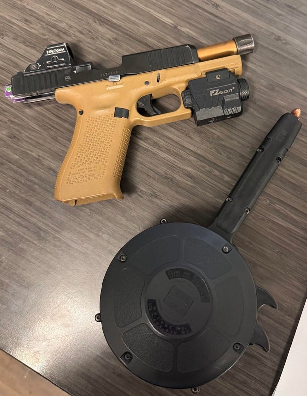 glendale-shoplifting-glock.jpg