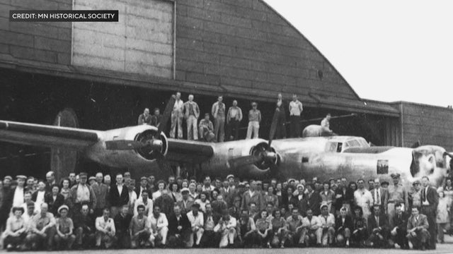 10p-pkg-stp-airport-fmn-wccobifk.jpg 