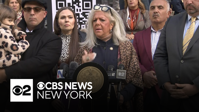 Transport Workers Union vows legal challenge over horse carriage ban in NYC