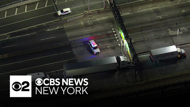 Major delays at George Washington Bridge and Cross Bronx after deadly crash