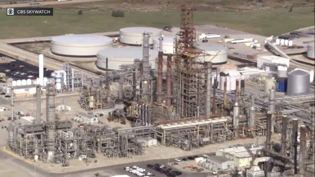 joliet-refinery.jpg 