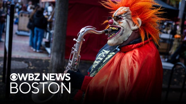 Weekend To-Do List: Vintage scavenger hunt, fall foliage cruise, Halloween fun
