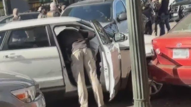 ne-mpls-car-theft.jpg 